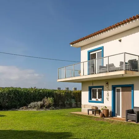 Spacious House In Esposende With Private Parking * Braga