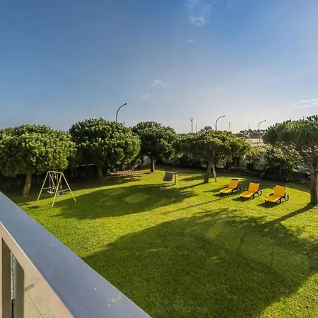 Spacious House In Esposende With Private Parking *
