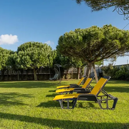 Spacious House In Esposende With Private Parking Ferienhaus Braga